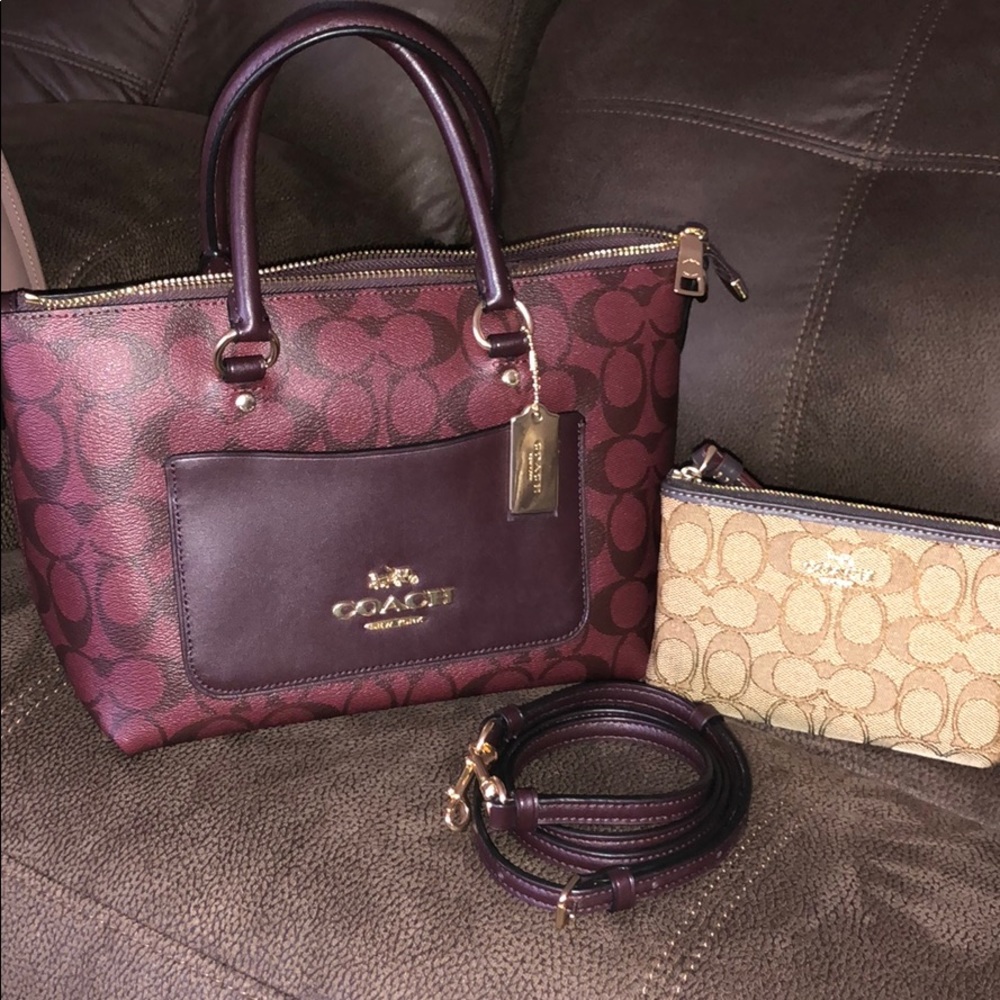 COACH MINI EMMA SATCHEL W/Sign Coach Wristlet